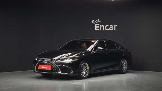 Lexus ES 2022