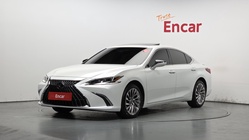 Lexus ES 2024