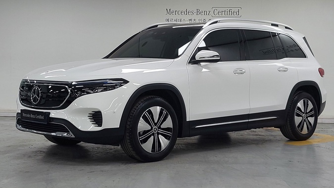 Mercedes-Benz EQB 2023