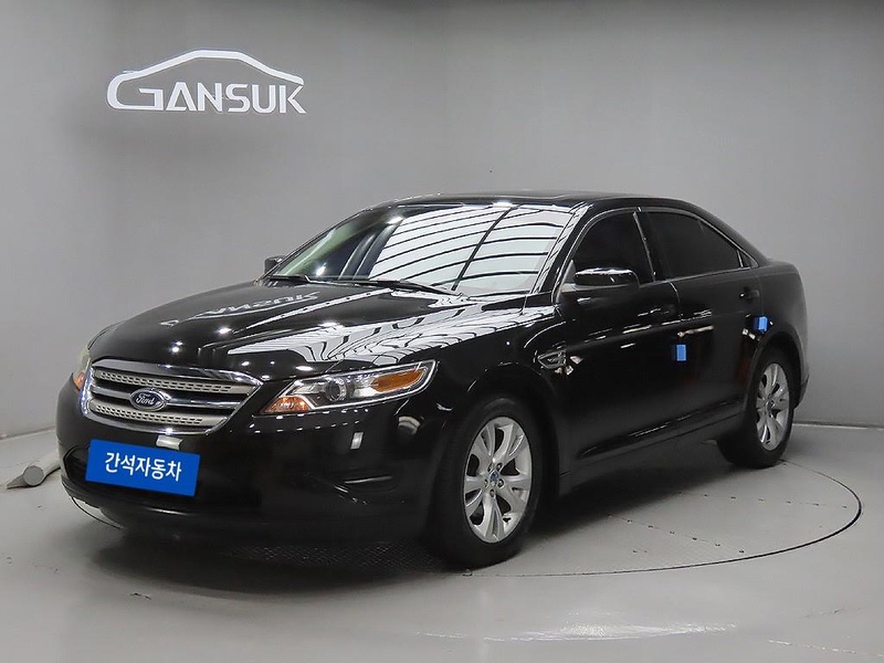 Ford Taurus