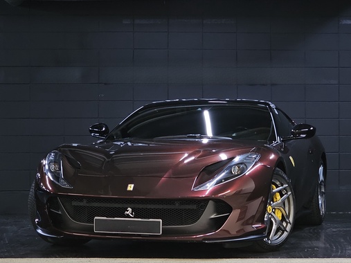 Ferrari 812 2019