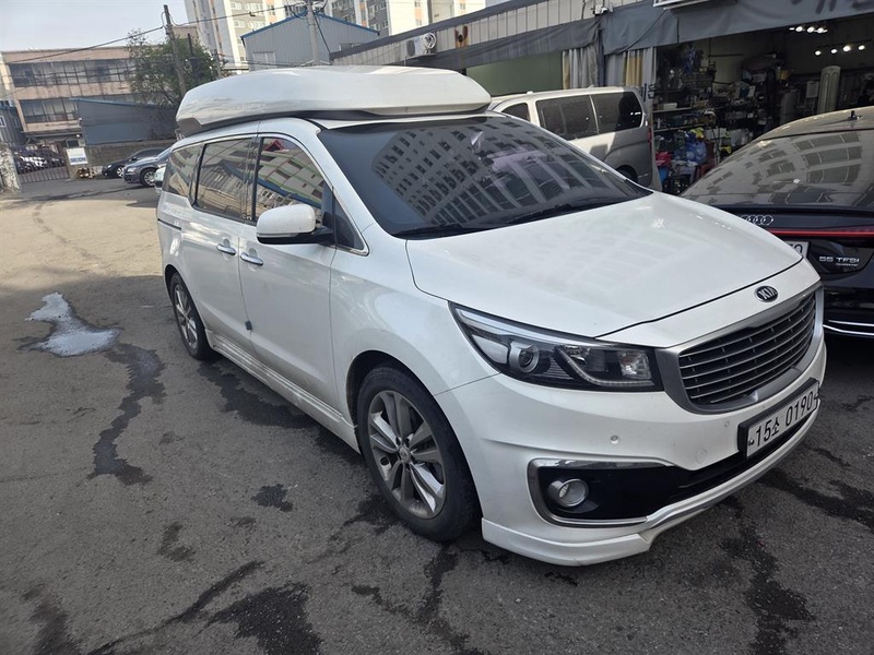 Kia Canival