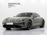 Porsche Taycan 2025
