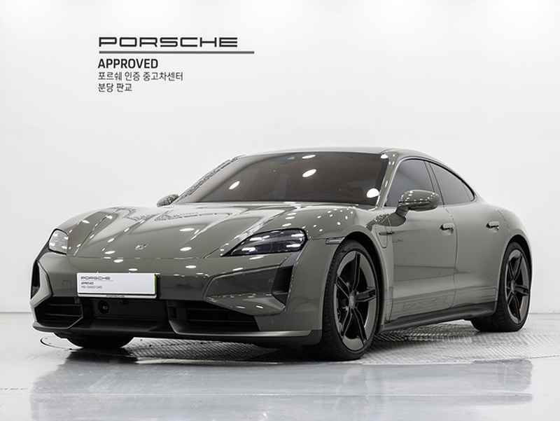 Porsche Taycan