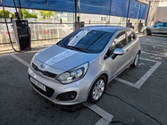 Kia pride 2011