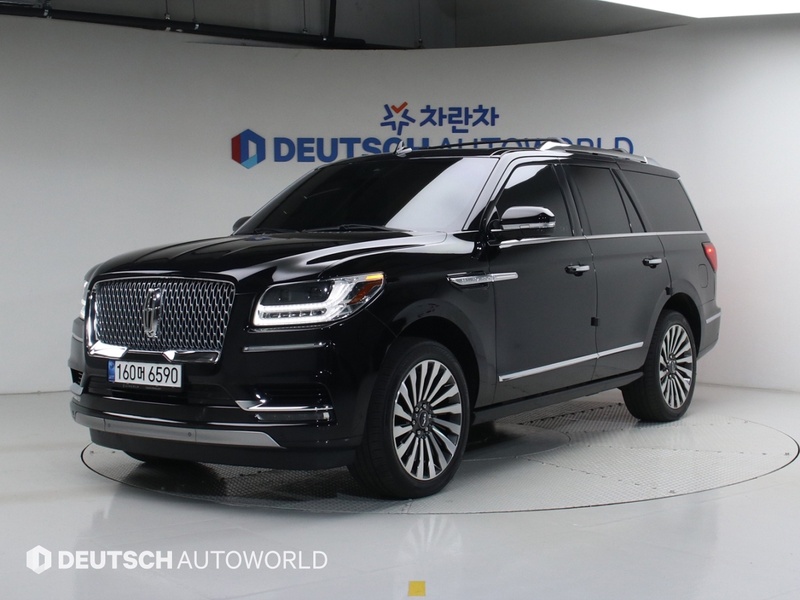 Lincoln Navigator