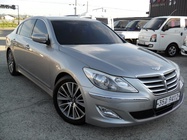 Hyundai Genesis 2012