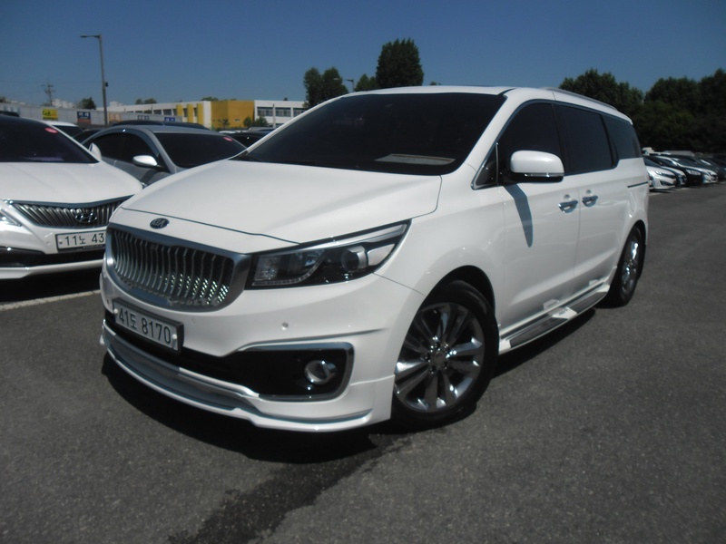 Kia Carnival