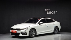 Kia K5 2025