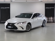 Lexus ES 2024