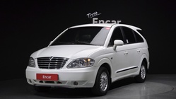 Ssangyong Rodius 2012