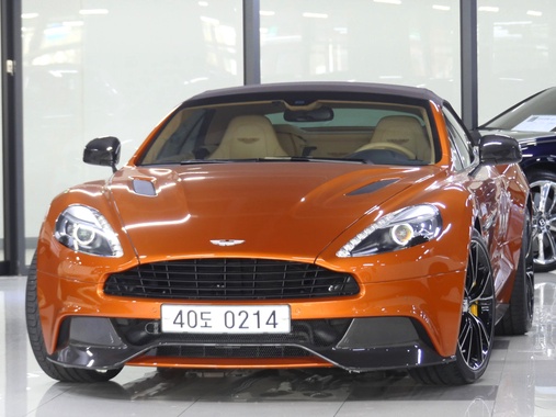 Aston Martin Vanquish 2016