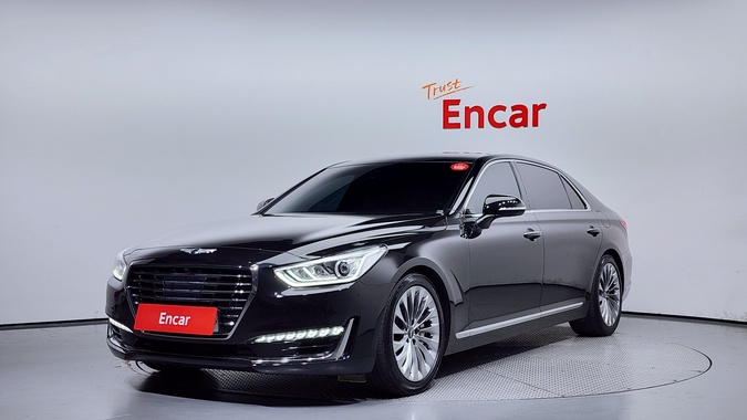 Genesis EQ900 2017
