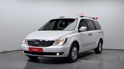 Kia Canival 2013