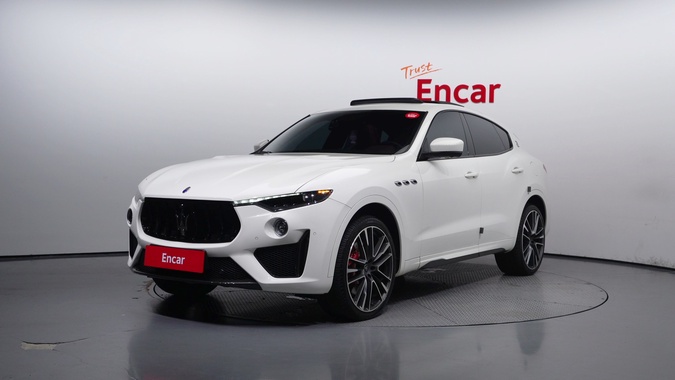 Maserati Levante 2021