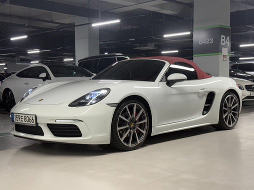 Porsche 718 2016