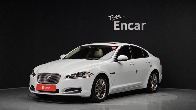 Jaguar XF 2013