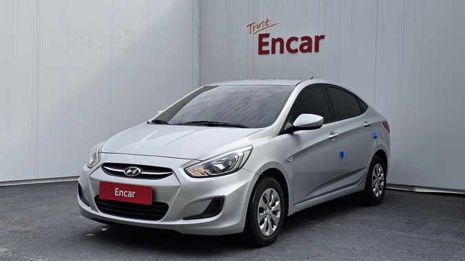 Hyundai Accent 2015