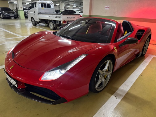 Ferrari 488 2018