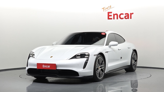 Porsche Taycan 2023