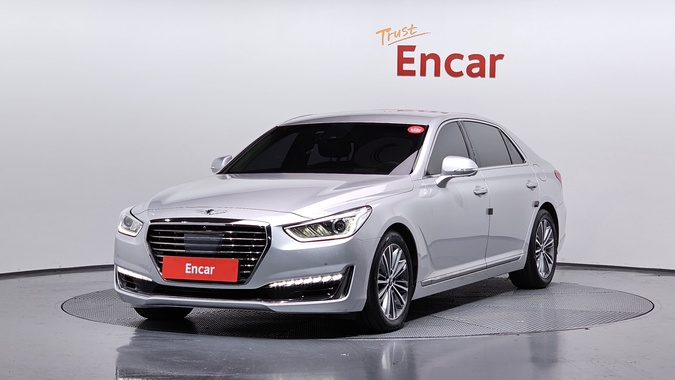 Genesis EQ900 2017