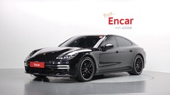 Porsche Panamera 2023