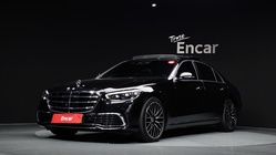 Mercedes-Benz S-Class 2024