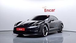 Porsche Taycan 2021