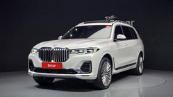 BMW X7 2021