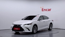 Lexus ES 2023