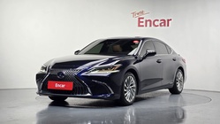 Lexus ES 2020