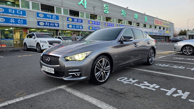 Infiniti Q50 2014