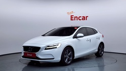 Volvo V40 2017