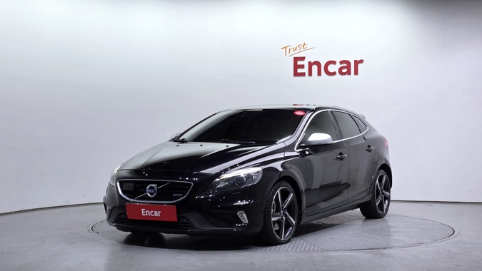 Volvo V40 2014
