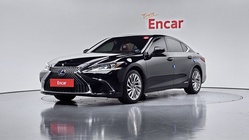 Lexus ES 2020