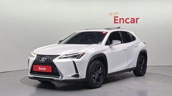 Lexus UX 2021