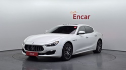 Maserati Ghibli 2020