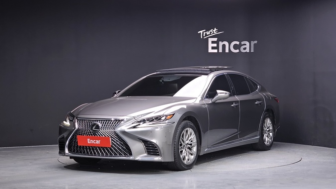Lexus LS 2018