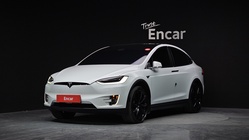 Tesla Model X 2020