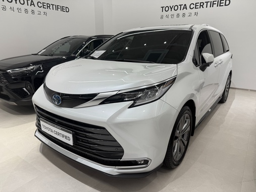 Toyota Sienna 2025