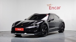 Porsche Taycan 2023