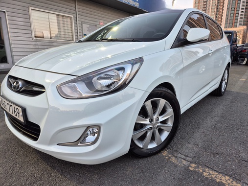 Hyundai Accent 2011