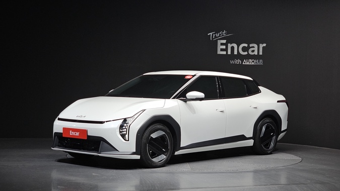 Kia EV4 2025