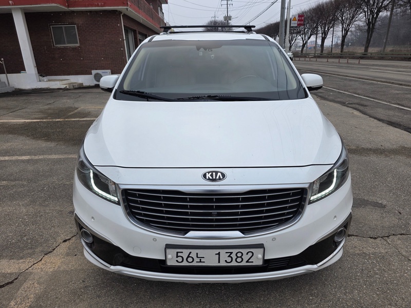 Kia Canival