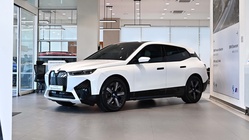 BMW iX 2025