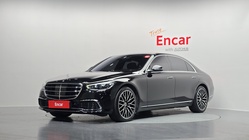 Mercedes-Benz S-Class 2023