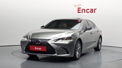 Lexus ES 2021