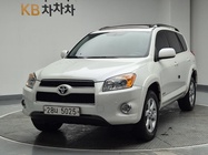 Toyota RAV4 2011