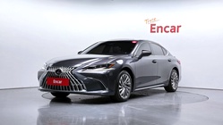 Lexus ES 2025