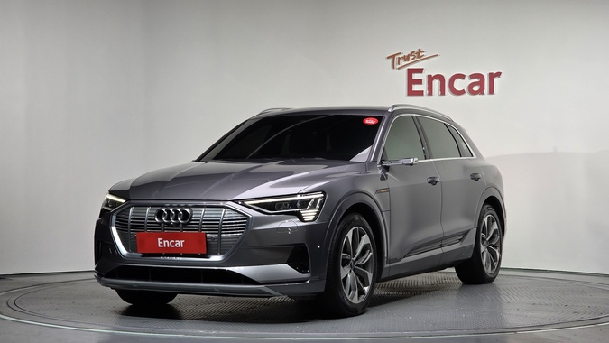Audi e-tron 2021